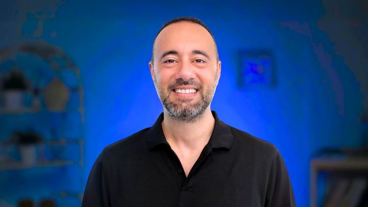 Mario Crea